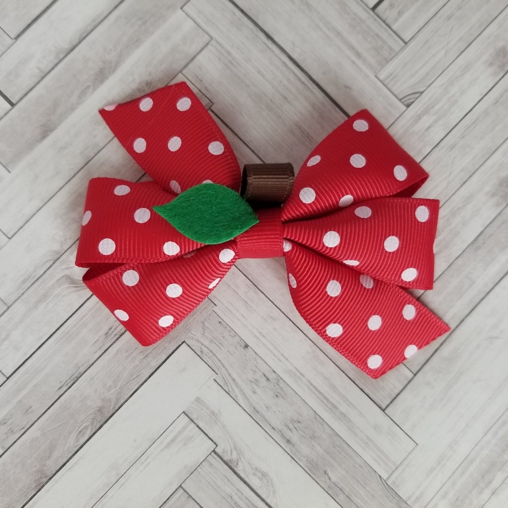 Apple bow